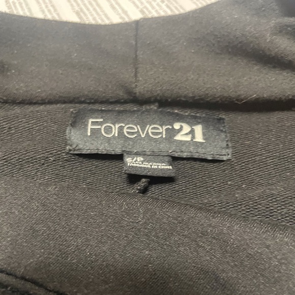 Forever 21 Black Cropped Zip Up Sweatshirt - Size Small - Picture 4 of 4